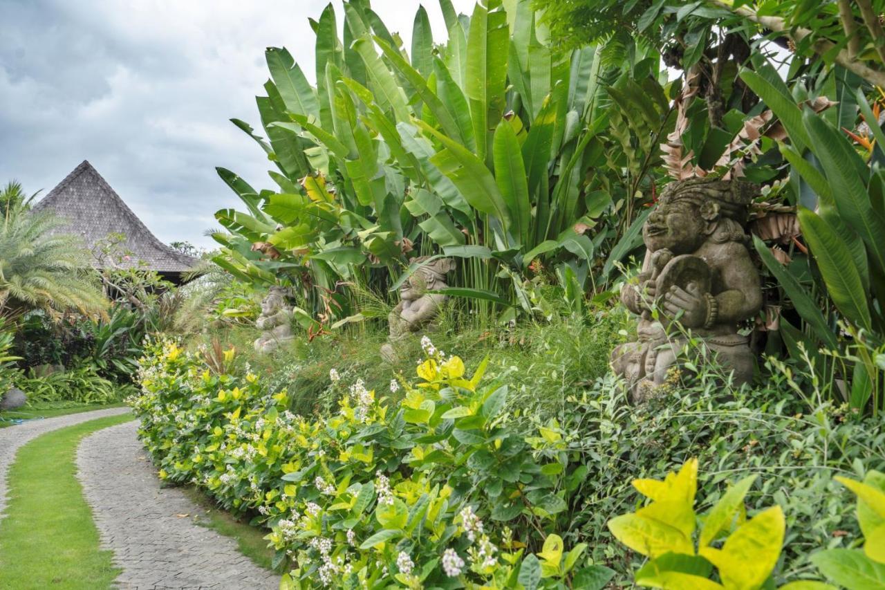 Royal Roco Villa Tanah Lot Buitenkant foto
