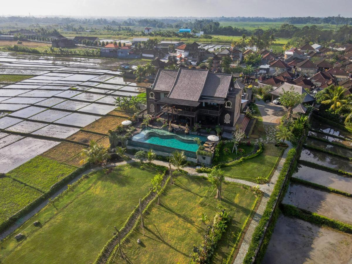 Royal Roco Villa Tanah Lot Buitenkant foto